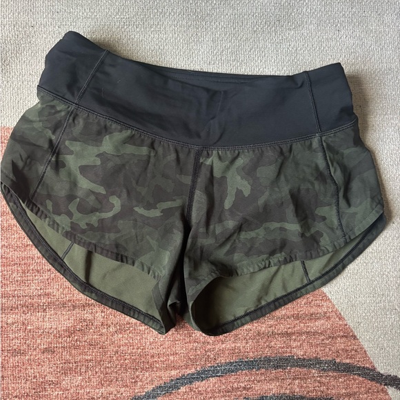 lululemon athletica Pants - Lululemon Speed Up Shorts Camo Women's Athletic Shorts